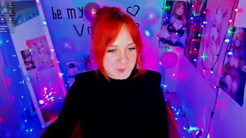 Snapshot of margaret_red chatting on 02/11/25, 11:01 Margaret online show from 02/11/25, 11:01