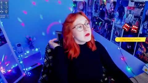 Snapshot of margaret_red chatting on 02/23/25, 07:07 Margaret online show from 02/23/25, 07:07