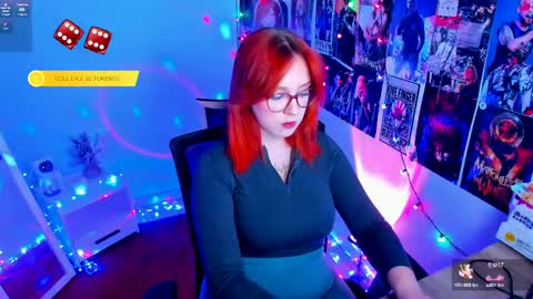 Snapshot of margaret_red chatting on 02/28/25, 04:20 Margaret online show from 02/28/25, 04:20