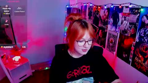 Snapshot of margaret_red chatting on 09/09/25, 05:29 Margaret online show from 09/09/25, 05:29