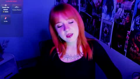 Snapshot of margaret_red chatting on 09/18/25, 10:23 Margaret online show from 09/18/25, 10:23