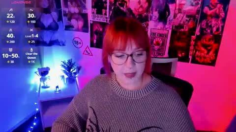 Snapshot of margaret_red chatting on 10/05/25, 07:23 Margaret online show from 10/05/25, 07:23