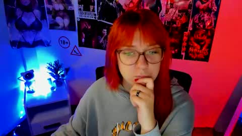 Snapshot of margaret_red chatting on 10/09/25, 08:29 Margaret online show from 10/09/25, 08:29