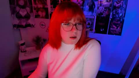 Snapshot of margaret_red chatting on 11/09/25, 11:58 Margaret online show from 11/09/25, 11:58