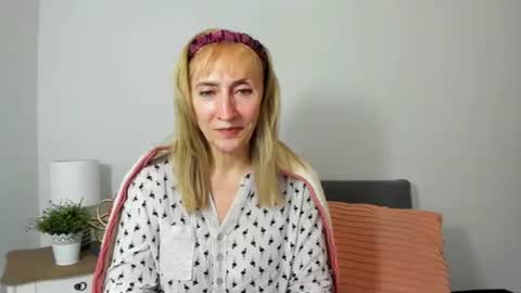 margaretmature online show from 02/07/25, 01:22