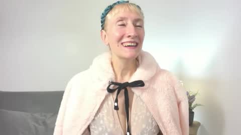 margaretmature online show from 10/23/25, 03:22