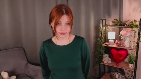 Snapshot of margaretrobinson_ chatting on 04/02/26, 04:37 Maria online show from 04/02/26, 04:37