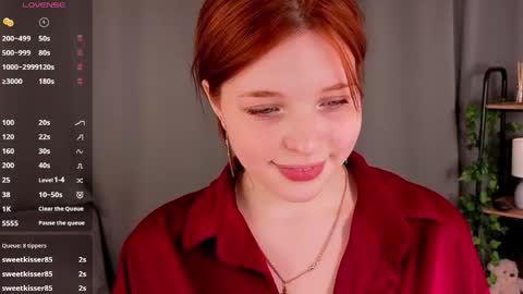 Snapshot of margaretrobinson_ chatting on 04/13/26, 03:17 Maria online show from 04/13/26, 03:17