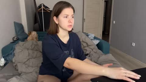 Snapshot of margaretstrein chatting on 04/22/26, 07:00 Alex and Jane online show from 04/22/26, 07:00