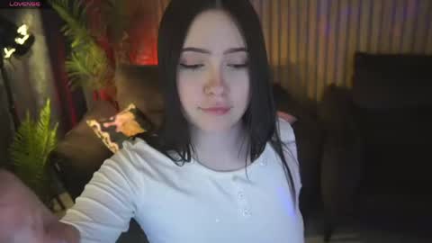 Snapshot of margaritagrey chatting on 05/18/26, 07:09 margaritagrey online show from 05/18/26, 07:09