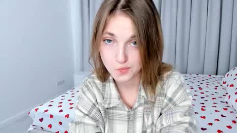 Snapshot of margheritaschultens chatting on 03/15/26, 07:42 Mia online show from 03/15/26, 07:42