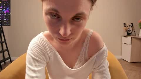 Snapshot of margheritaschultens chatting on 04/28/26, 07:41 Mia online show from 04/28/26, 07:41