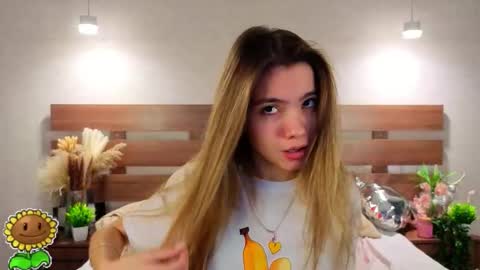 Snapshot of margiedavidson chatting on 02/16/26, 08:43 Call me Margie33 online show from 02/16/26, 08:43