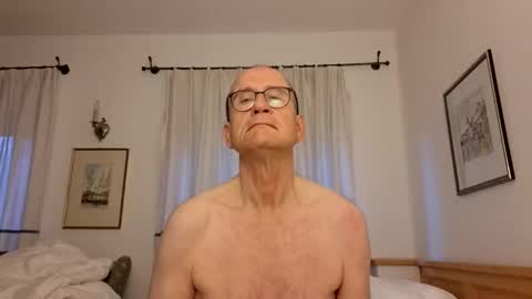 marginalie online show from 10/08/25, 05:38