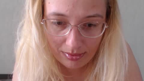 margo_shine online show from 09/15/25, 12:05