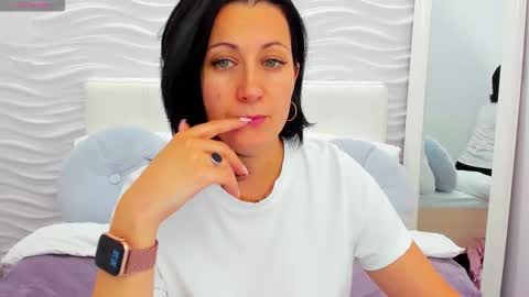 Margo online show from 09/27/25, 01:27