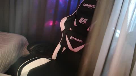 Snapshot of margoo_77 chatting on 10/05/25, 04:33 Margoo online show from 10/05/25, 04:33