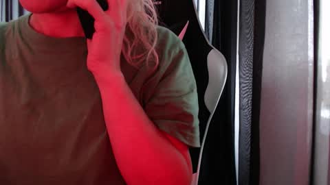 Snapshot of margoo_77 chatting on 10/07/25, 08:33 Margoo online show from 10/07/25, 08:33