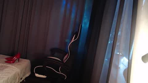 Snapshot of margoo_77 chatting on 10/20/25, 02:23 Margoo online show from 10/20/25, 02:23