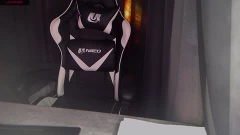 Snapshot of margoo_77 chatting on 11/25/25, 02:44 Margoo online show from 11/25/25, 02:44