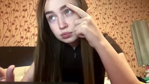 Snapshot of margopesavento chatting on 03/27/26, 04:51 Chloe online show from 03/27/26, 04:51