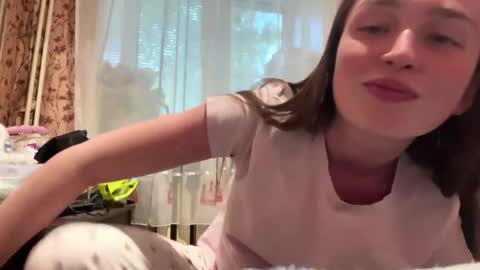 Chloe online show from 05/23/26, 04:33