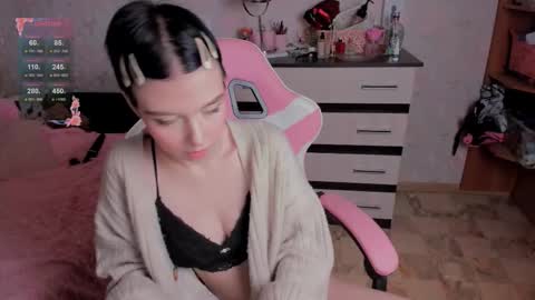 Snapshot of margopink chatting on 11/21/25, 07:56 Margot online show from 11/21/25, 07:56