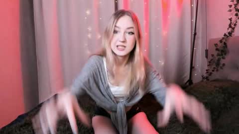 Snapshot of margorozentals chatting on 03/08/26, 08:45 Margo online show from 03/08/26, 08:45