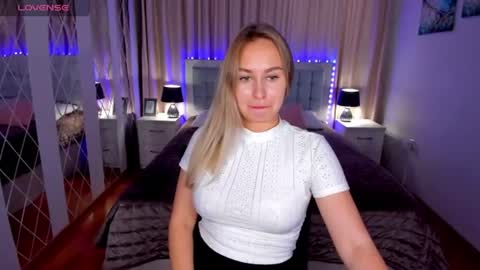Snapshot of margosugar chatting on 06/16/26, 09:56 MargoSugar online show from 06/16/26, 09:56