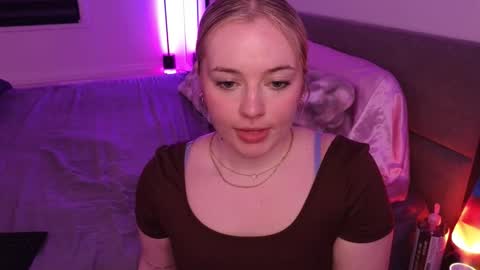 Snapshot of margot_robbie7 chatting on 03/11/26, 12:16 margot_robbie7 online show from 03/11/26, 12:16