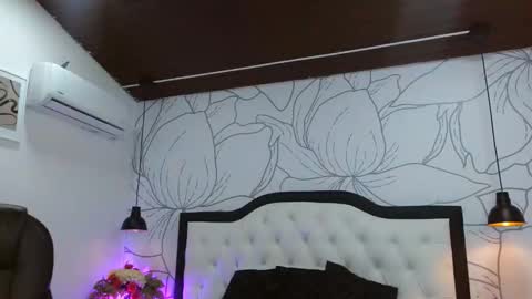 Margot  online show from 03/24/26, 12:43