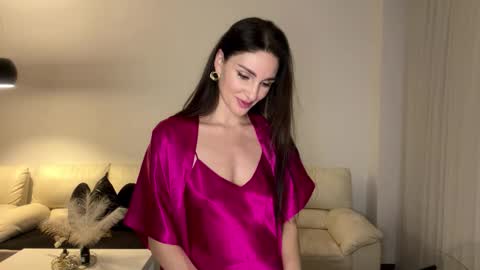 Margot online show from 11/30/25, 01:31