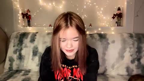 Lina online show from 02/02/26, 09:13