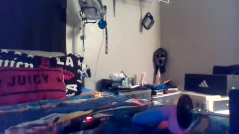 mari online show from 09/28/25, 03:23
