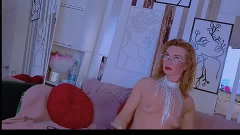 mari69juana online show from 12/18/25, 06:03