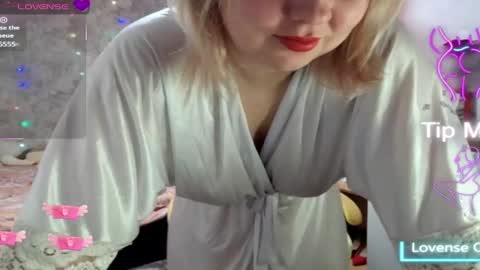 Mari online show from 02/28/25, 03:26