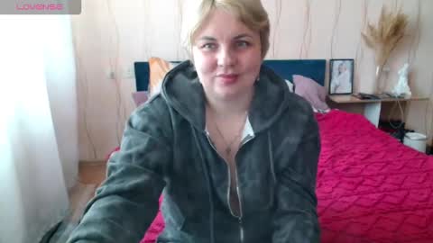 Snapshot of mari_77777 chatting on 03/13/26, 06:09 Mari online show from 03/13/26, 06:09