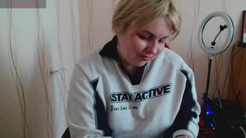 Snapshot of mari_77777 chatting on 03/25/26, 06:41 Mari online show from 03/25/26, 06:41