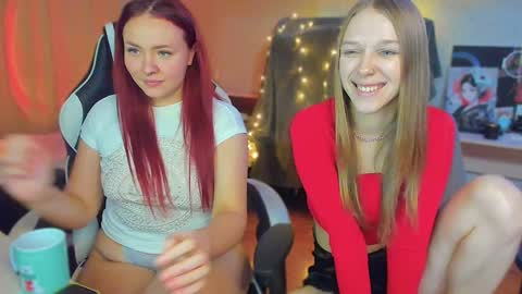 Kiku and Marii - online show from 12/01/24, 09:04