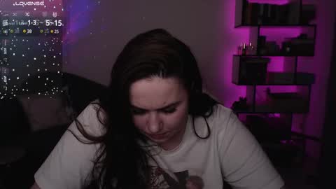 mari moore online show from 03/10/25, 04:25