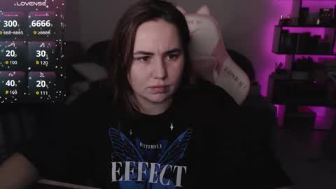 mari moore online show from 11/29/25, 06:49