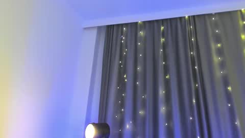 Snapshot of mari_nett chatting on 01/02/25, 11:06 mari_nett online show from 01/02/25, 11:06