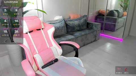 Snapshot of mari_nett chatting on 02/05/25, 05:31 mari_nett online show from 02/05/25, 05:31