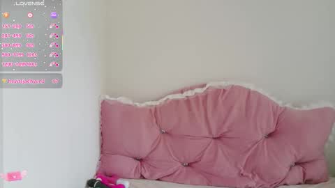 Snapshot of mari_tokyo chatting on 10/29/25, 06:59 mari_tokyo online show from 10/29/25, 06:59