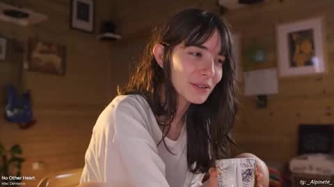 Snapshot of maria_alfonsina_ chatting on 10/13/25, 09:26 Alfonsina online show from 10/13/25, 09:26