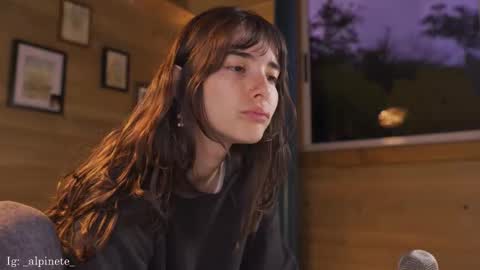 Snapshot of maria_alfonsina_ chatting on 12/14/25, 10:58 Alfonsina online show from 12/14/25, 10:58