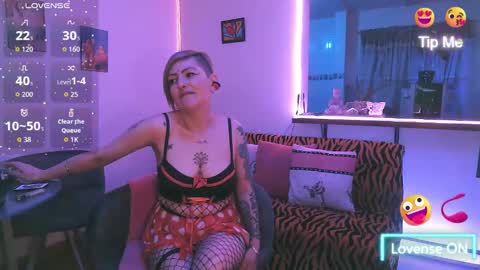 Maria fernanda online show from 10/15/25, 03:39