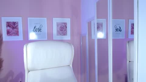  Instagram soymj01 online show from 12/28/24, 02:21