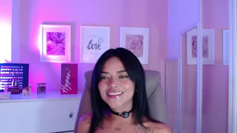 Snapshot of maria_jones chatting on 05/22/26, 12:11 Instagram soymj01 online show from 05/22/26, 12:11