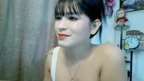 Snapshot of maria_laboxxx chatting on 09/26/25, 12:58 Marga online show from 09/26/25, 12:58